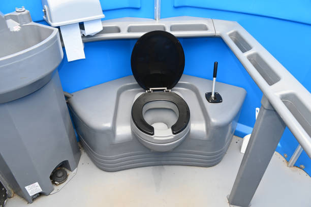 Best Porta potty delivery and setup  in Nanuet, NY